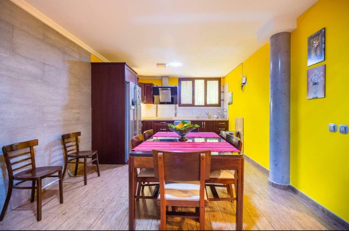 הוילה Agüimes Casa Roque Aguayro מראה חיצוני תמונה